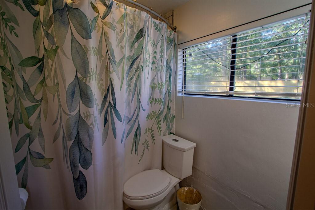 Image 17 of 24 For 8523 3rd Place