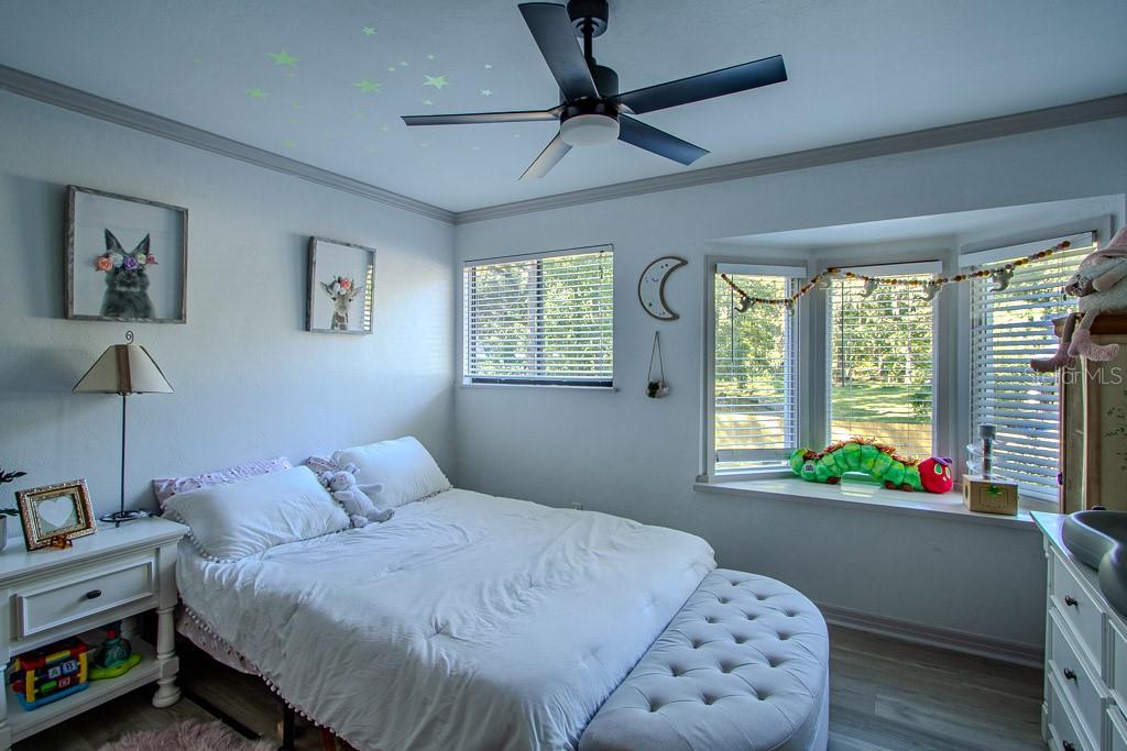 Image 21 of 24 For 8523 3rd Place