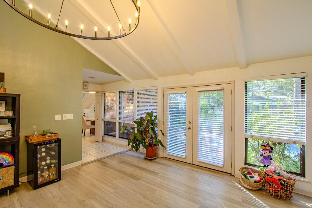 Image 3 of 24 For 8523 3rd Place