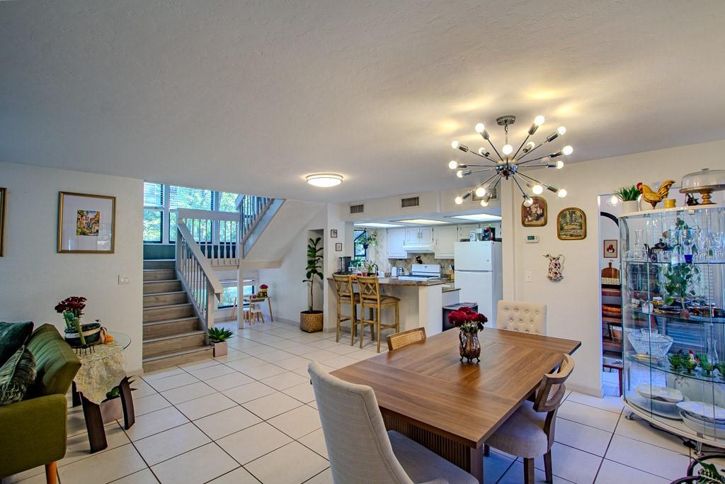 Image 8 of 24 For 8523 3rd Place