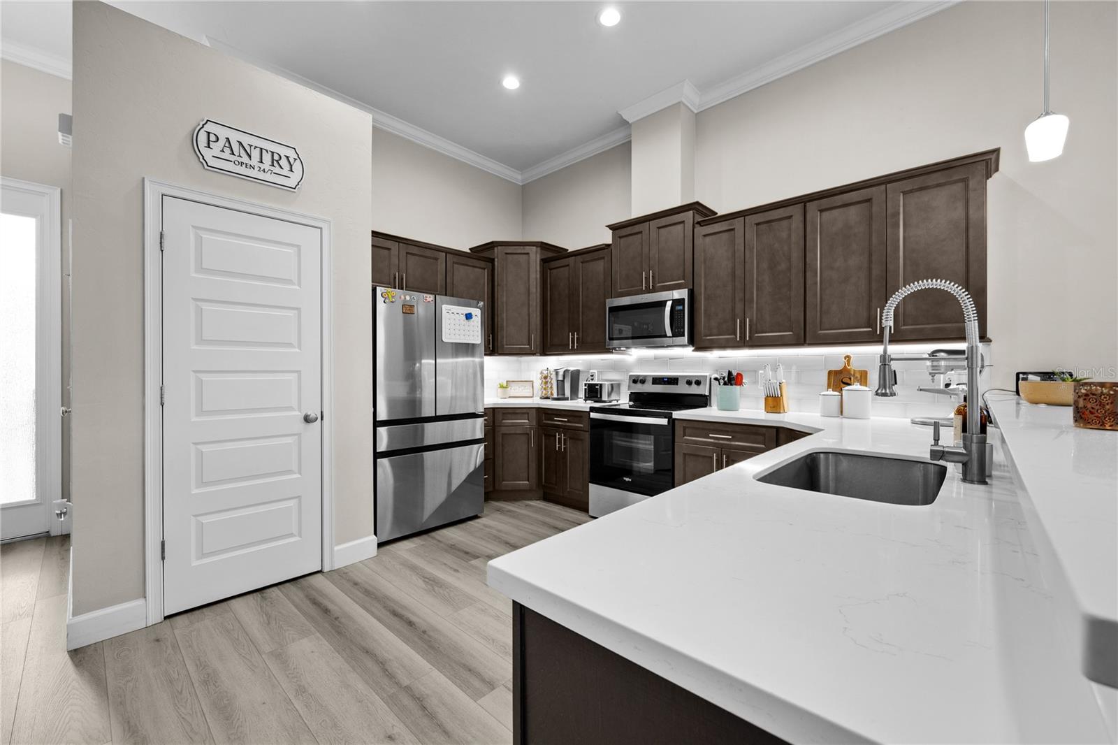 Image 6 of 32 For 1590 119th Terrace