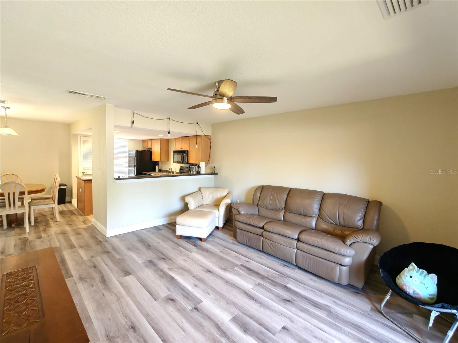 Image 2 of 43 For 1810 23rd Boulevard 165