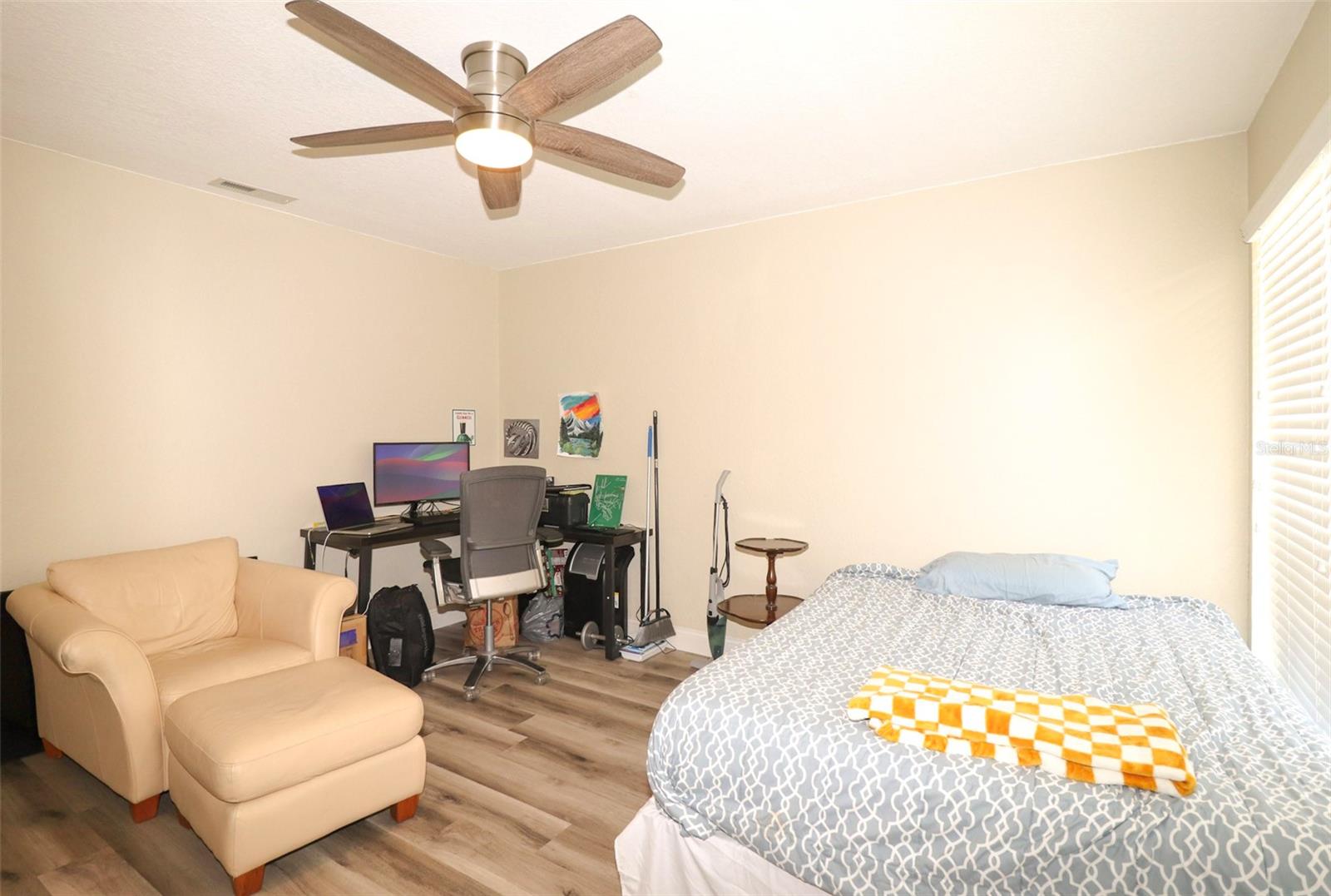 Image 20 of 43 For 1810 23rd Boulevard 165