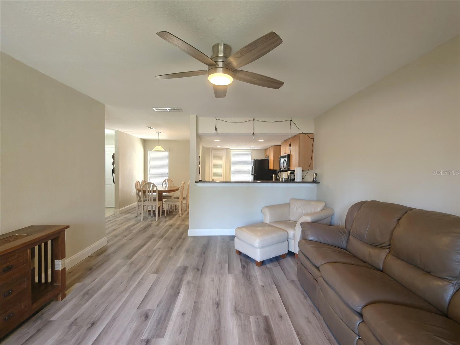 Image 5 of 43 For 1810 23rd Boulevard 165