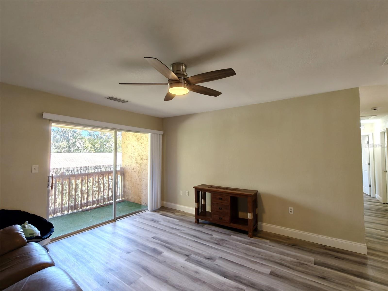 Image 6 of 43 For 1810 23rd Boulevard 165