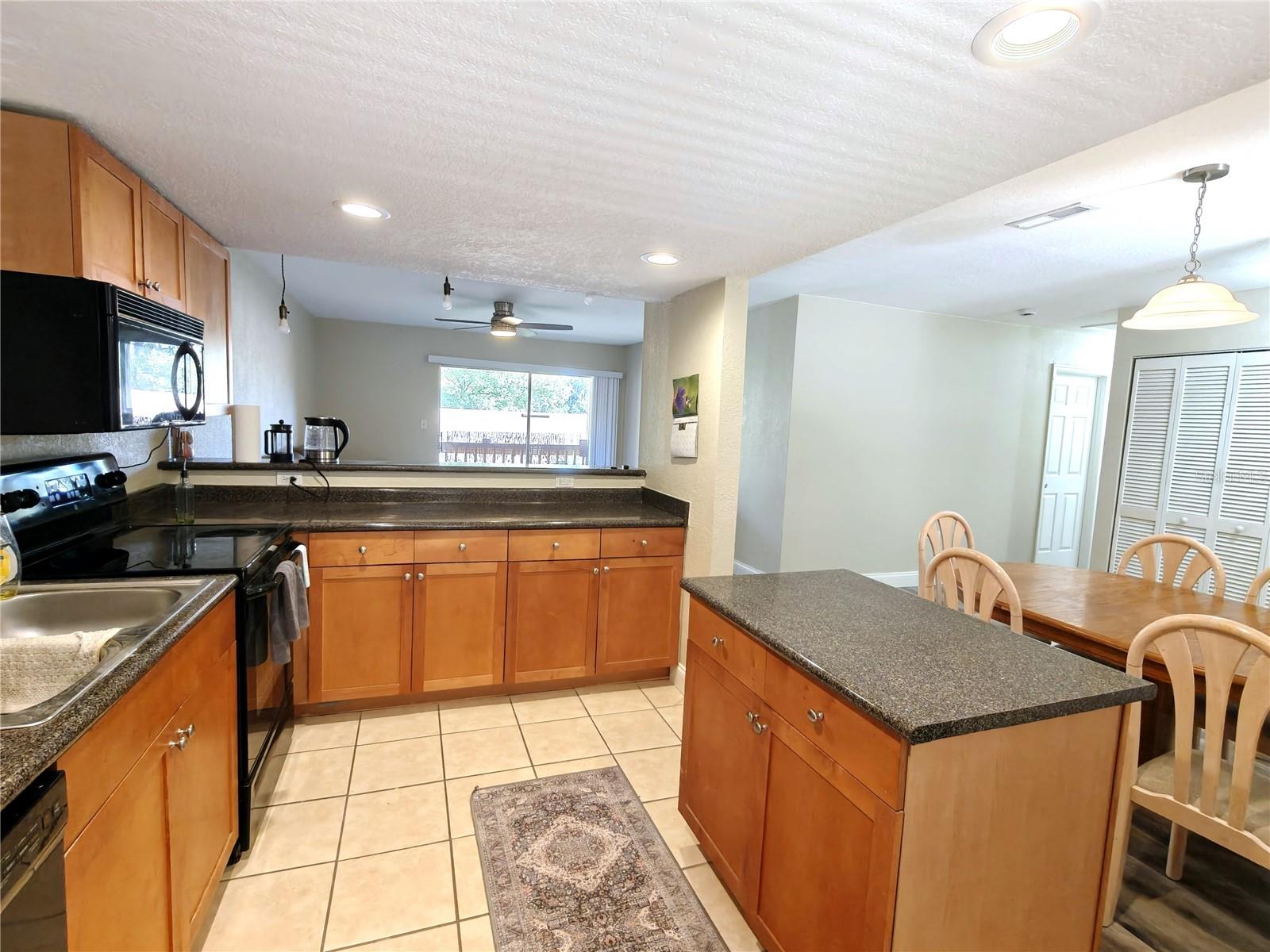 Image 7 of 43 For 1810 23rd Boulevard 165