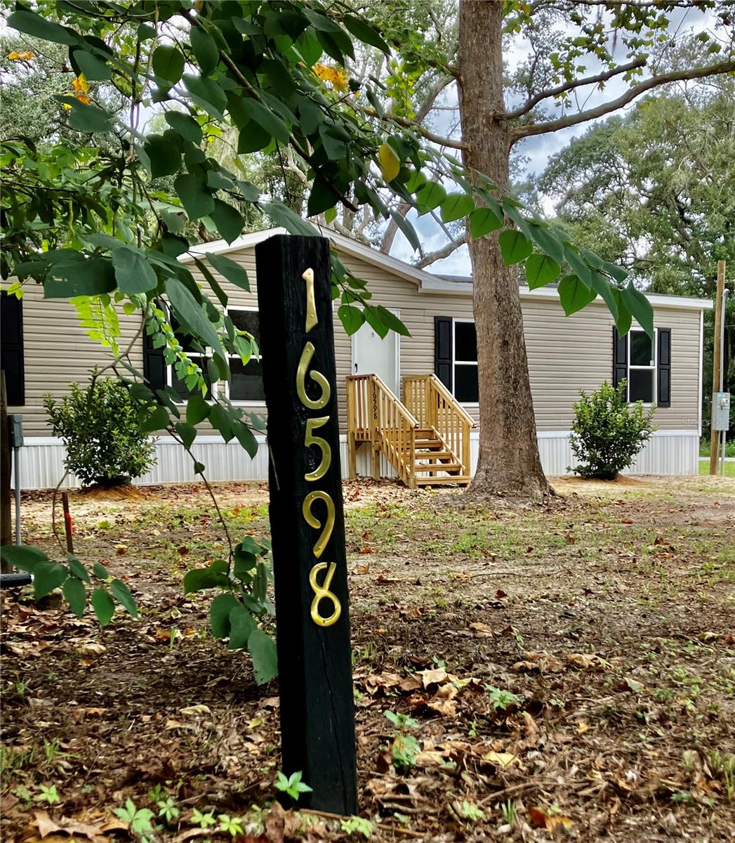 Image 11 of 11 For 16598 80th Avenue