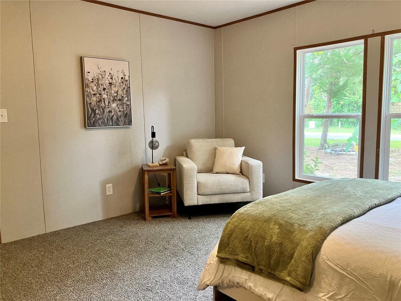 Image 9 of 11 For 16598 80th Avenue