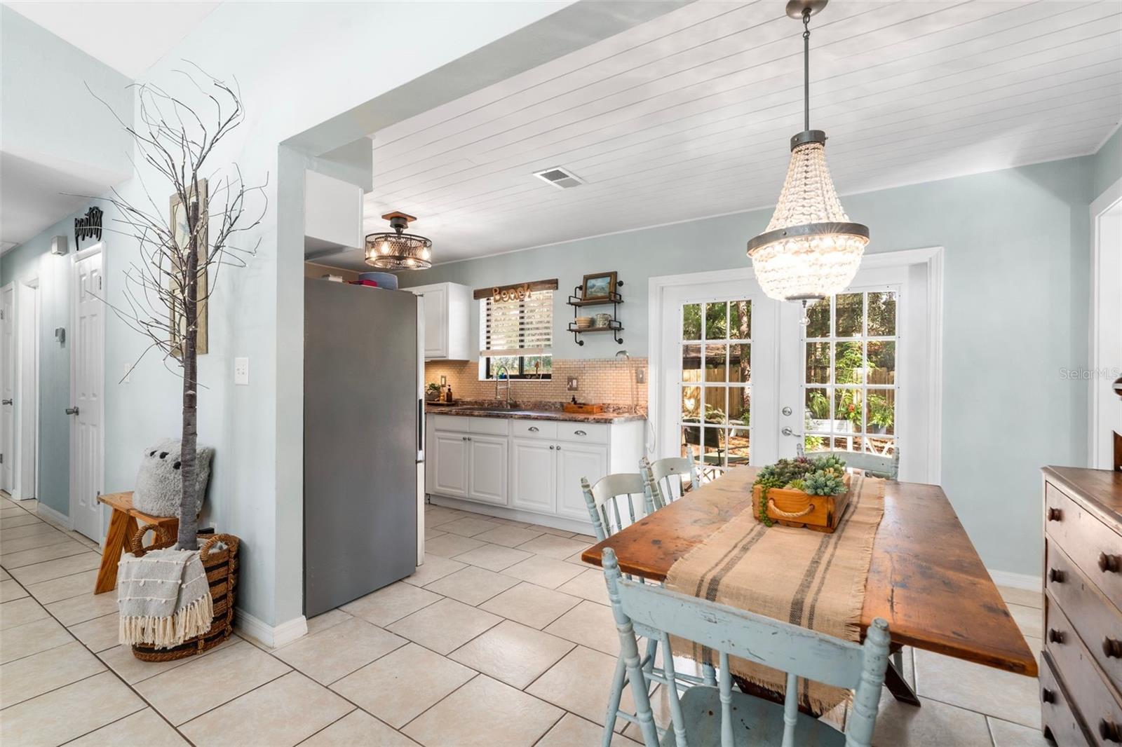 Image 7 of 31 For 4347 30th Terrace