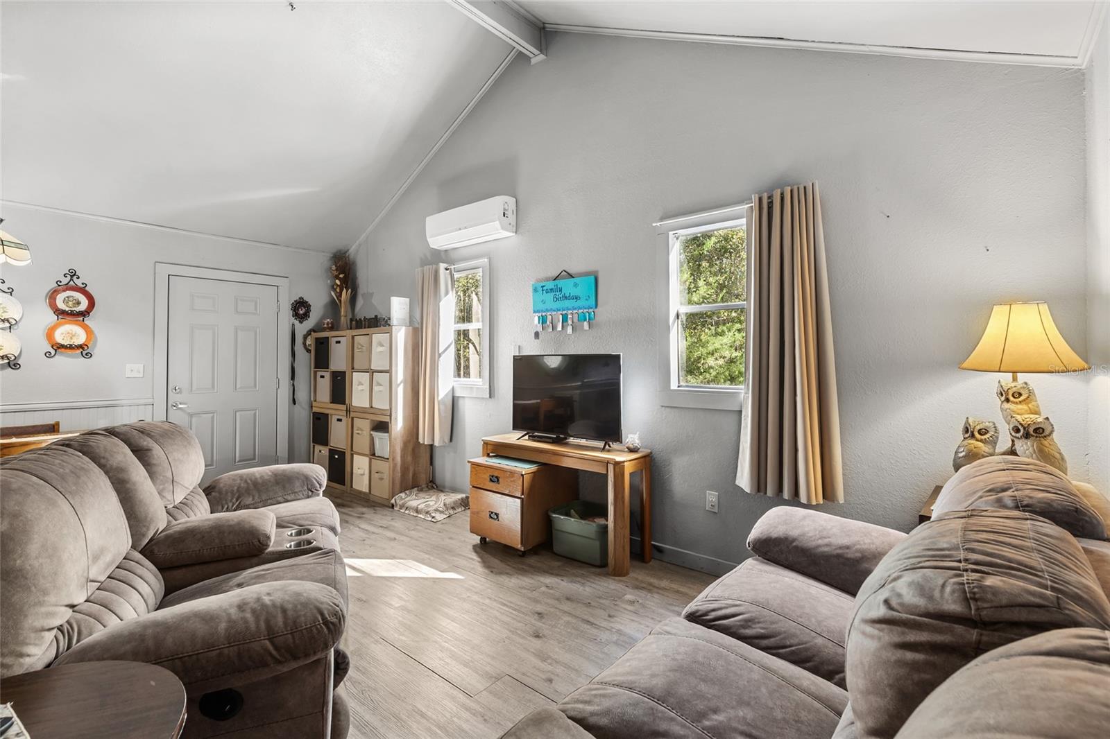 Image 11 of 41 For 7417 6th Street