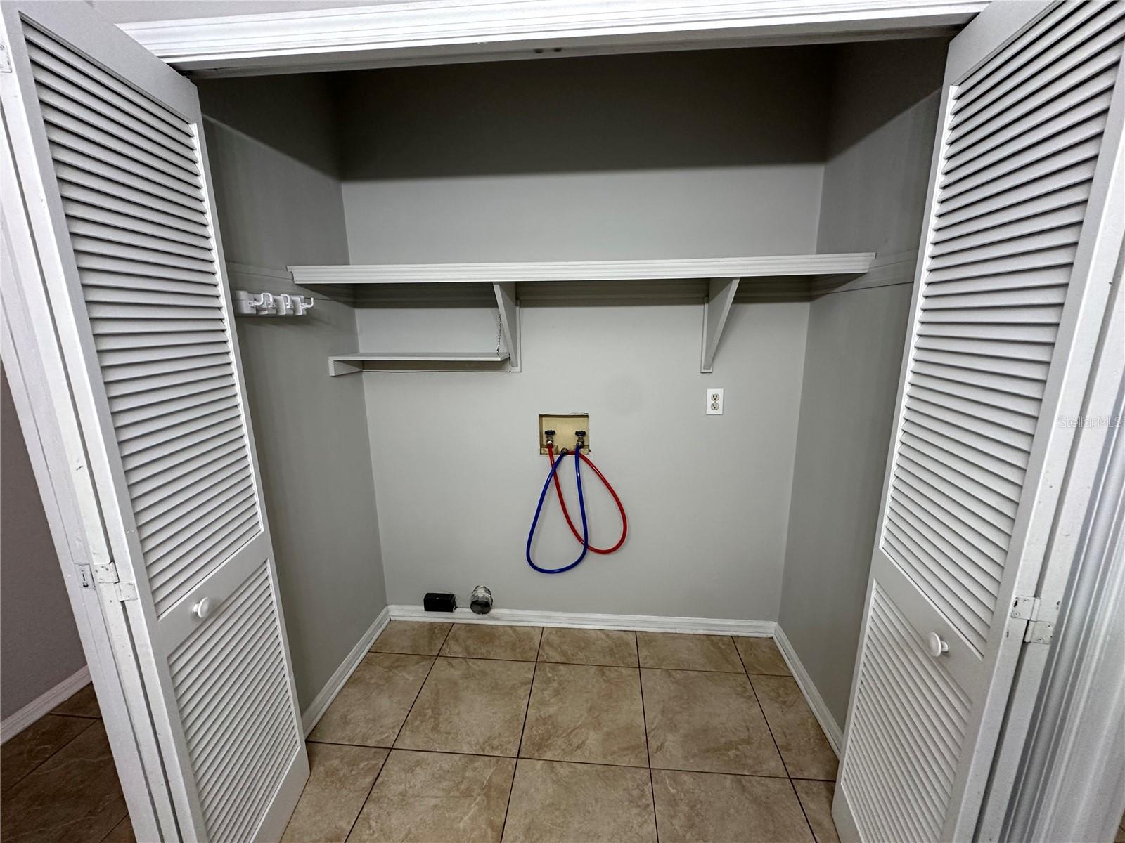 Image 11 of 38 For 2959 39th Avenue 0