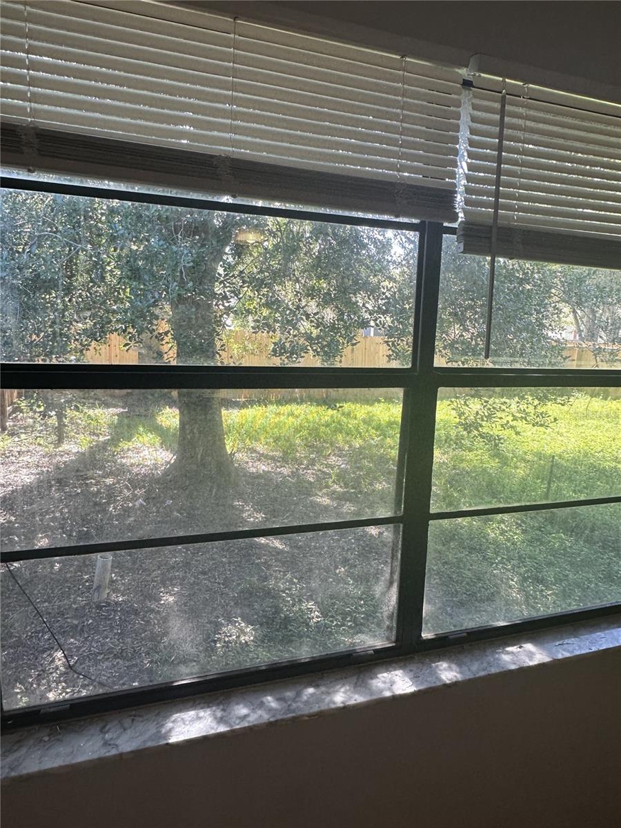 Image 28 of 38 For 2959 39th Avenue 0