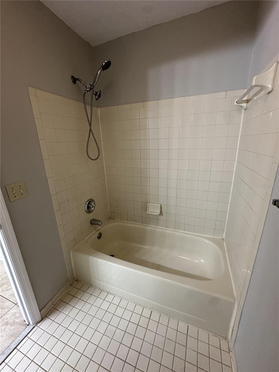 Image 9 of 38 For 2959 39th Avenue 0