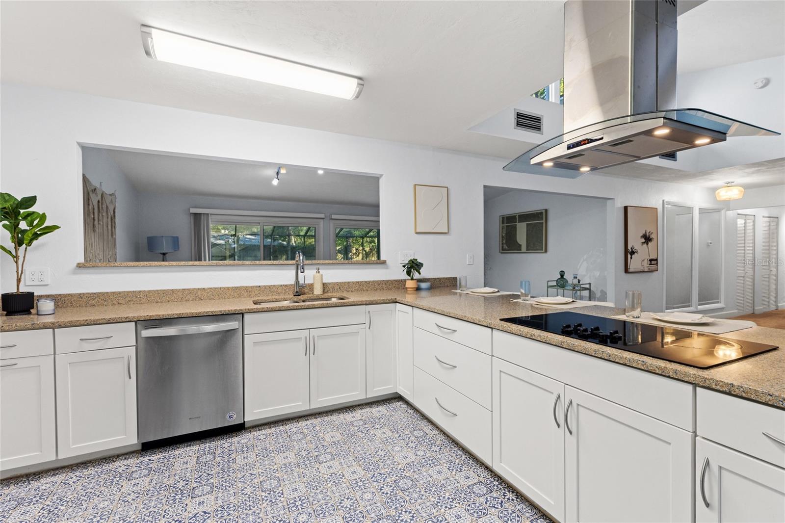 Image 11 of 33 For 6009 53rd Terrace