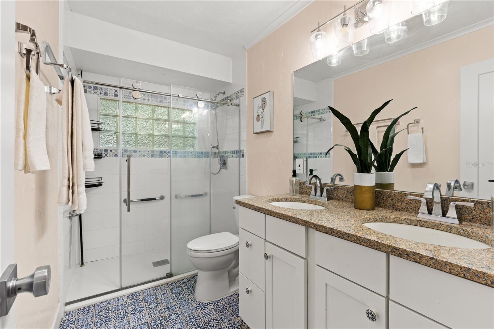 Image 22 of 33 For 6009 53rd Terrace