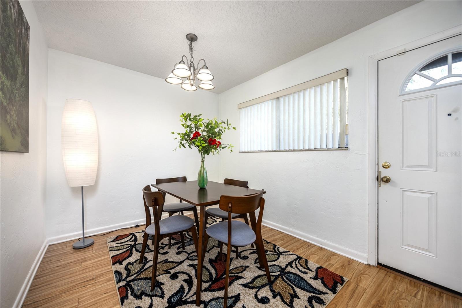 Image 5 of 26 For 4413 41st Place