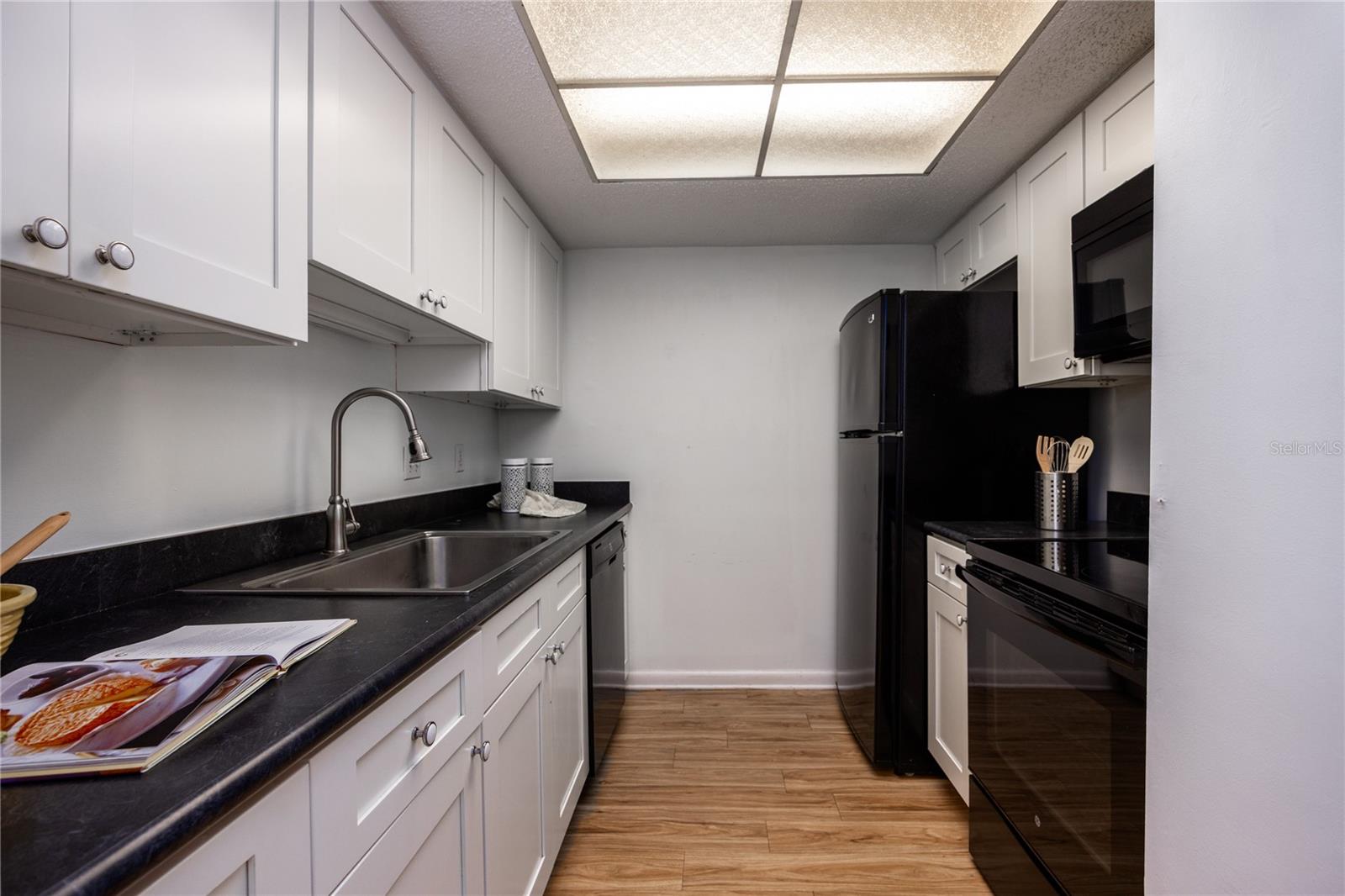 Image 7 of 26 For 4413 41st Place