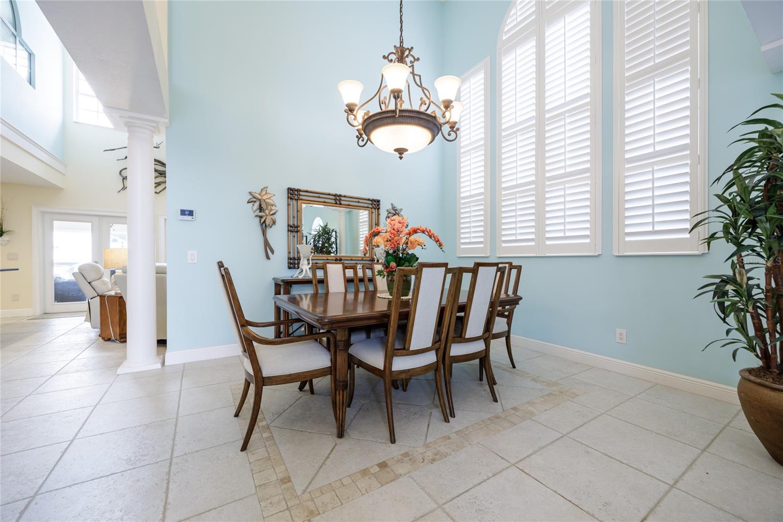 Image 12 of 68 For 14 Cedarwood Ct