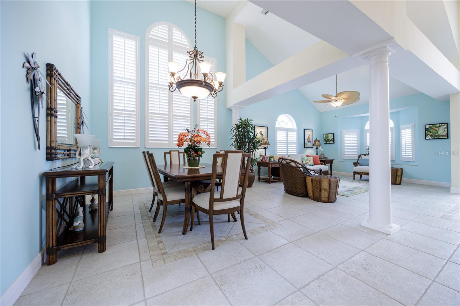 Image 17 of 68 For 14 Cedarwood Ct