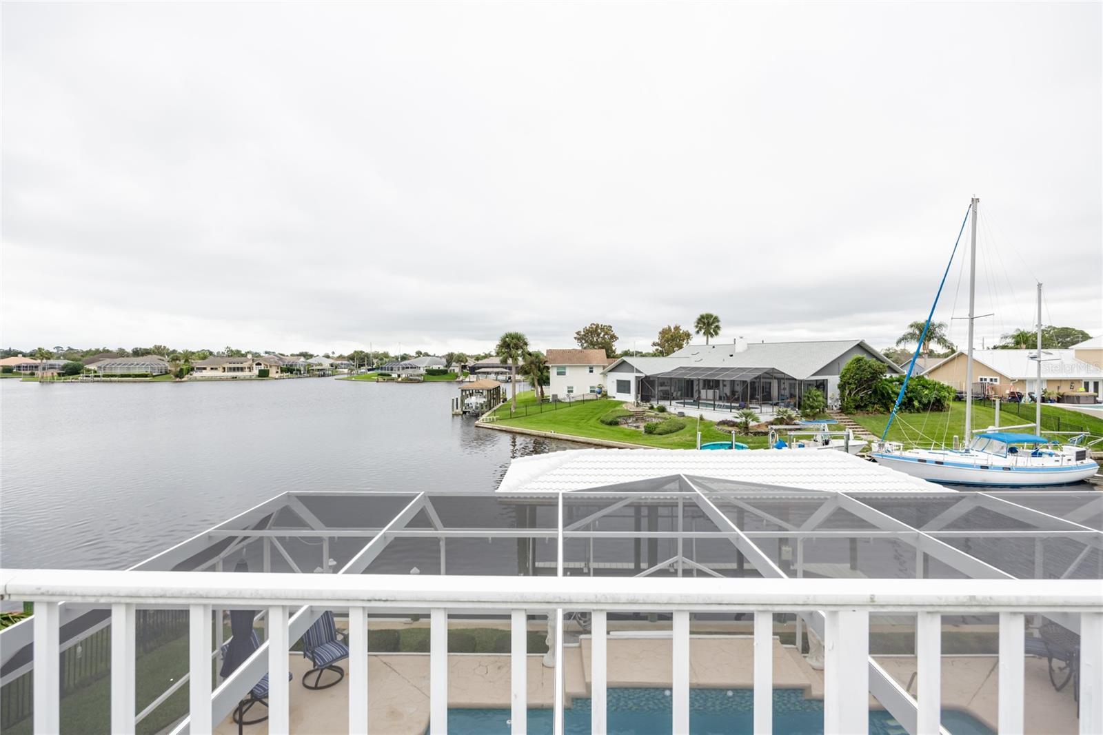 Image 43 of 68 For 14 Cedarwood Ct