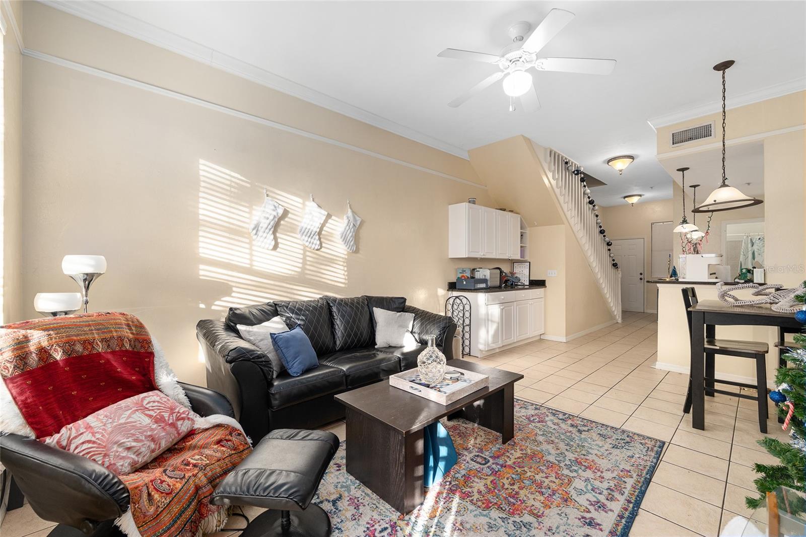 Image 16 of 38 For 1418 3rd Avenue 303