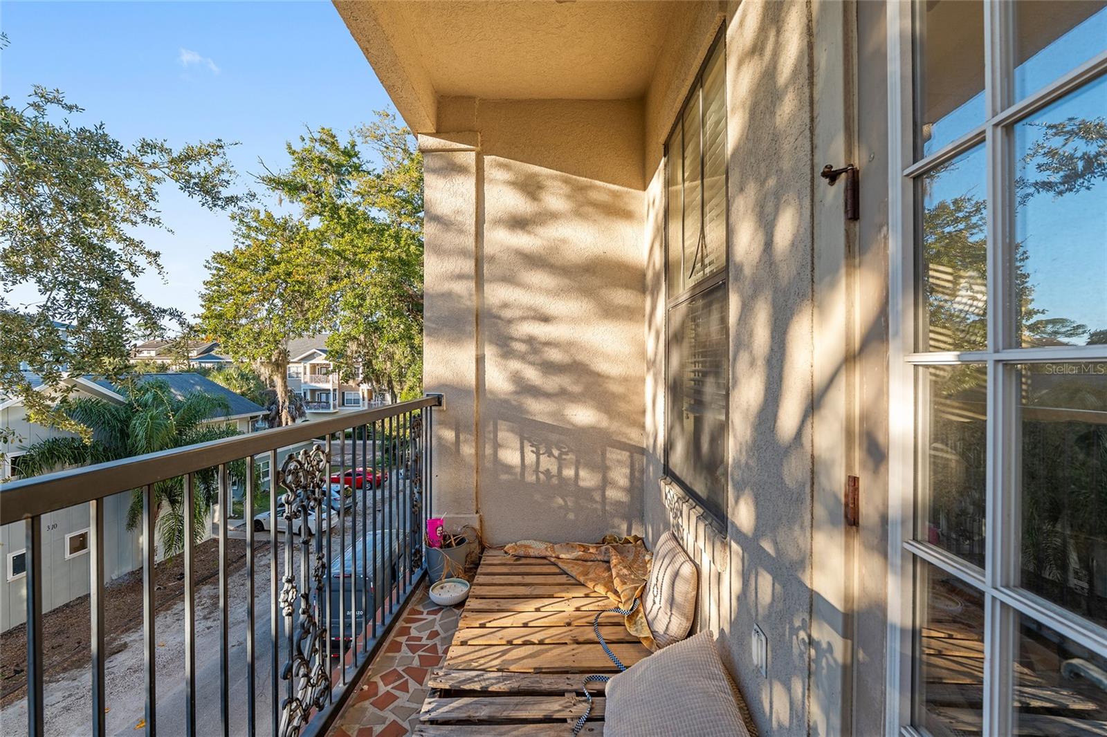 Image 18 of 38 For 1418 3rd Avenue 303