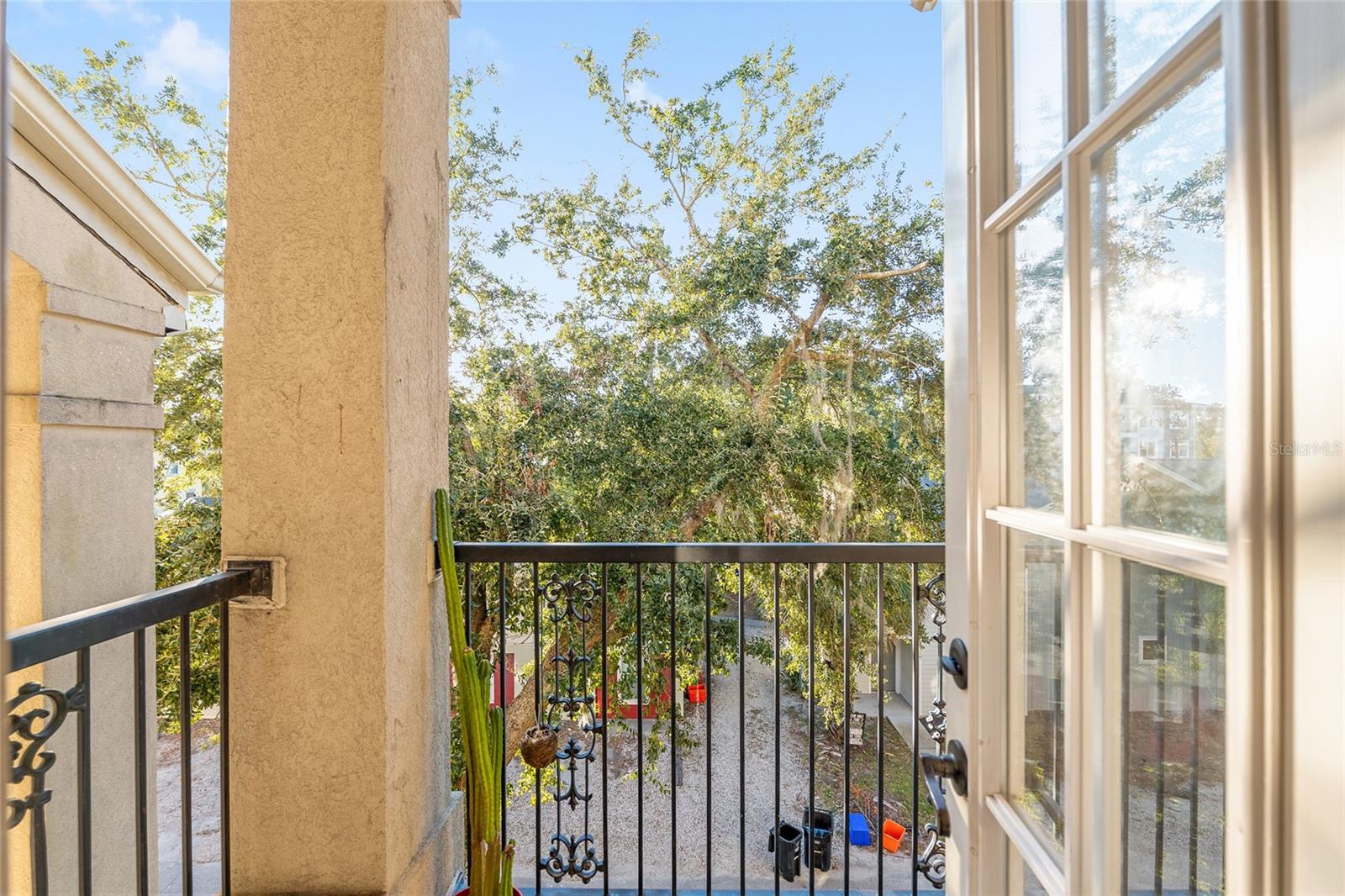 Image 19 of 38 For 1418 3rd Avenue 303