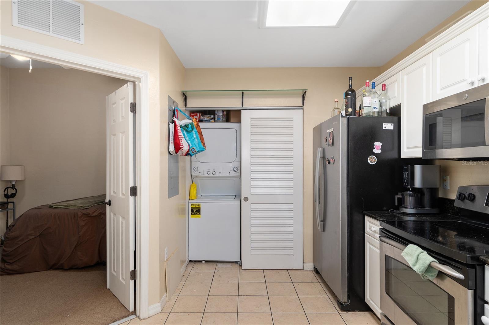 Image 20 of 38 For 1418 3rd Avenue 303