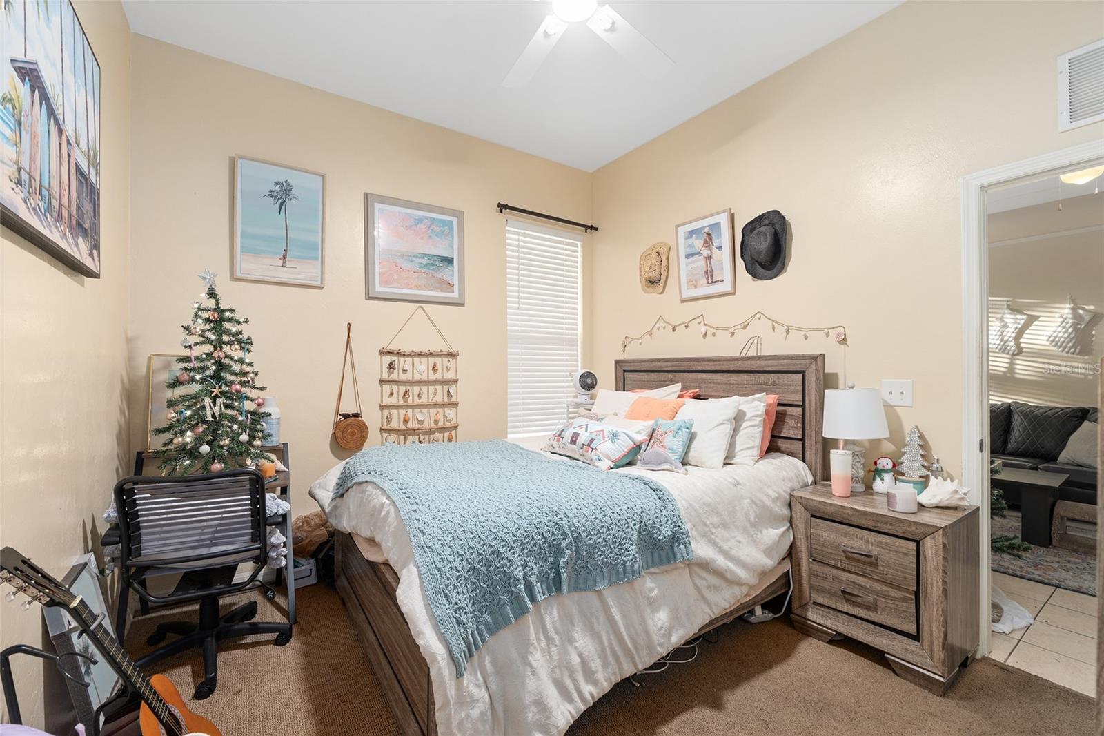 Image 25 of 38 For 1418 3rd Avenue 303