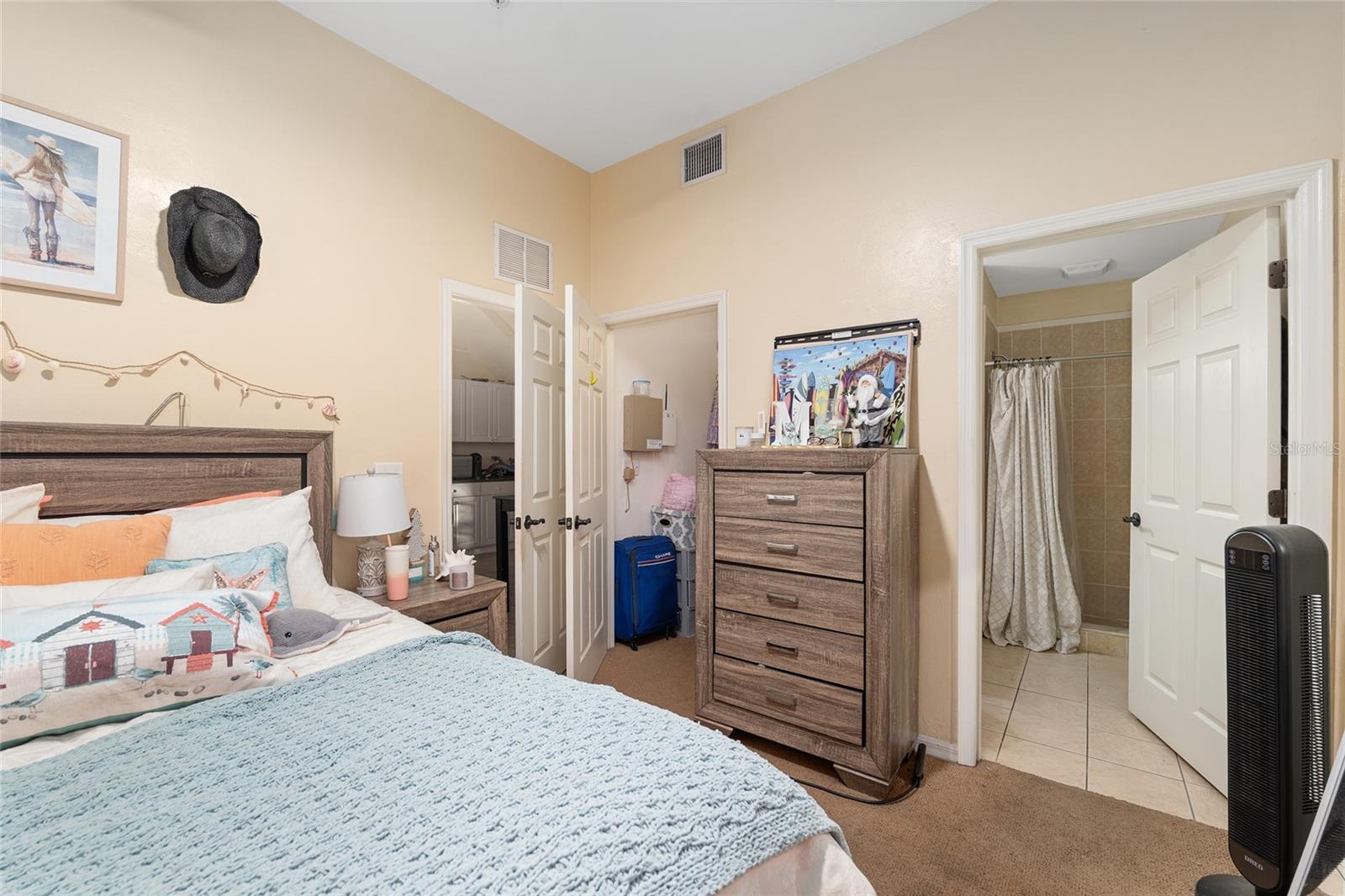 Image 26 of 38 For 1418 3rd Avenue 303