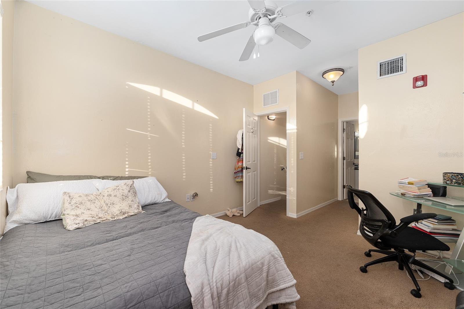 Image 29 of 38 For 1418 3rd Avenue 303