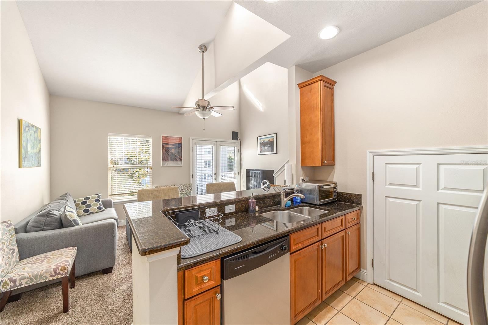 Image 13 of 32 For 1500 4th Avenue 310