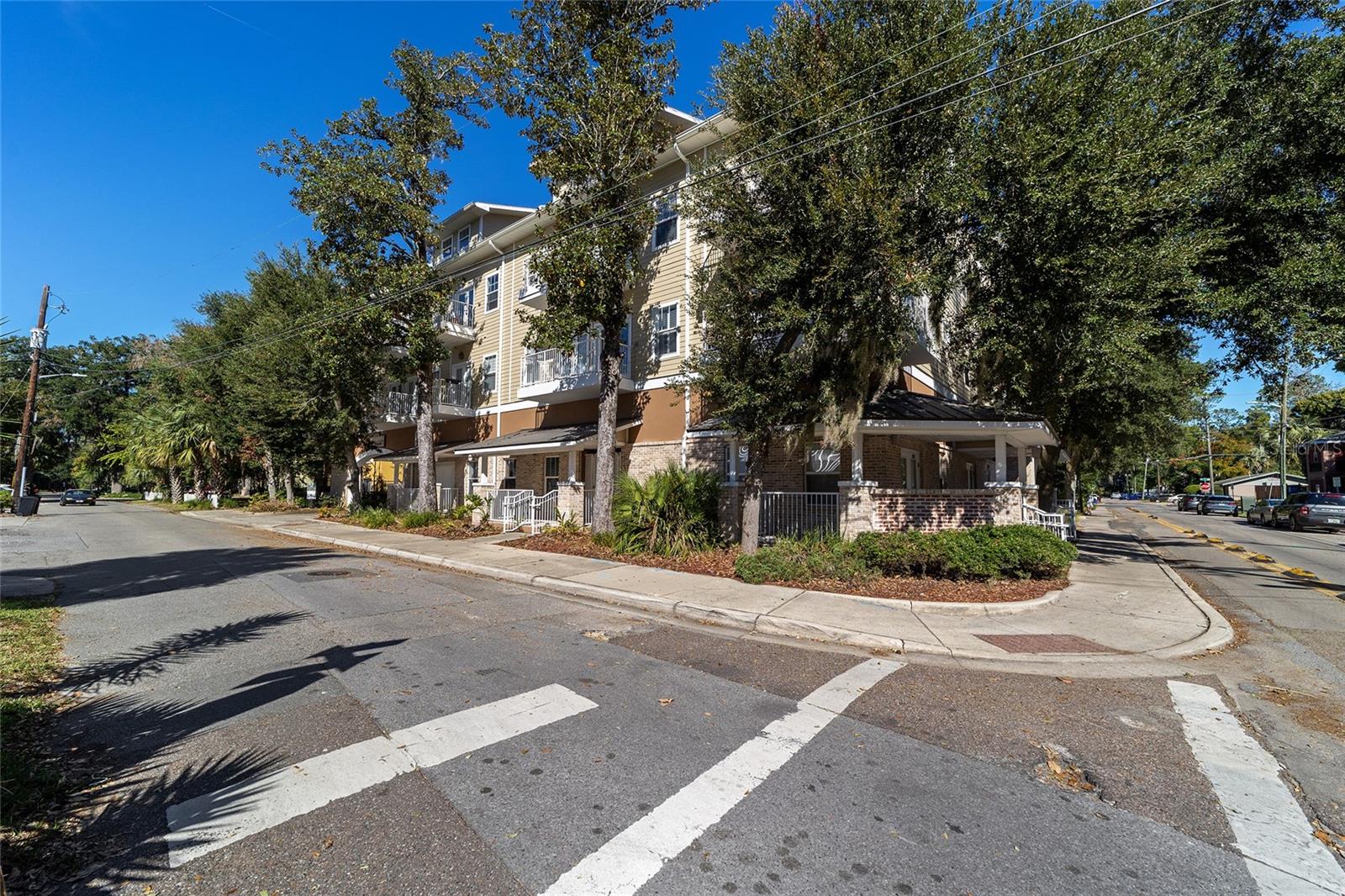 Image 2 of 32 For 1500 4th Avenue 310