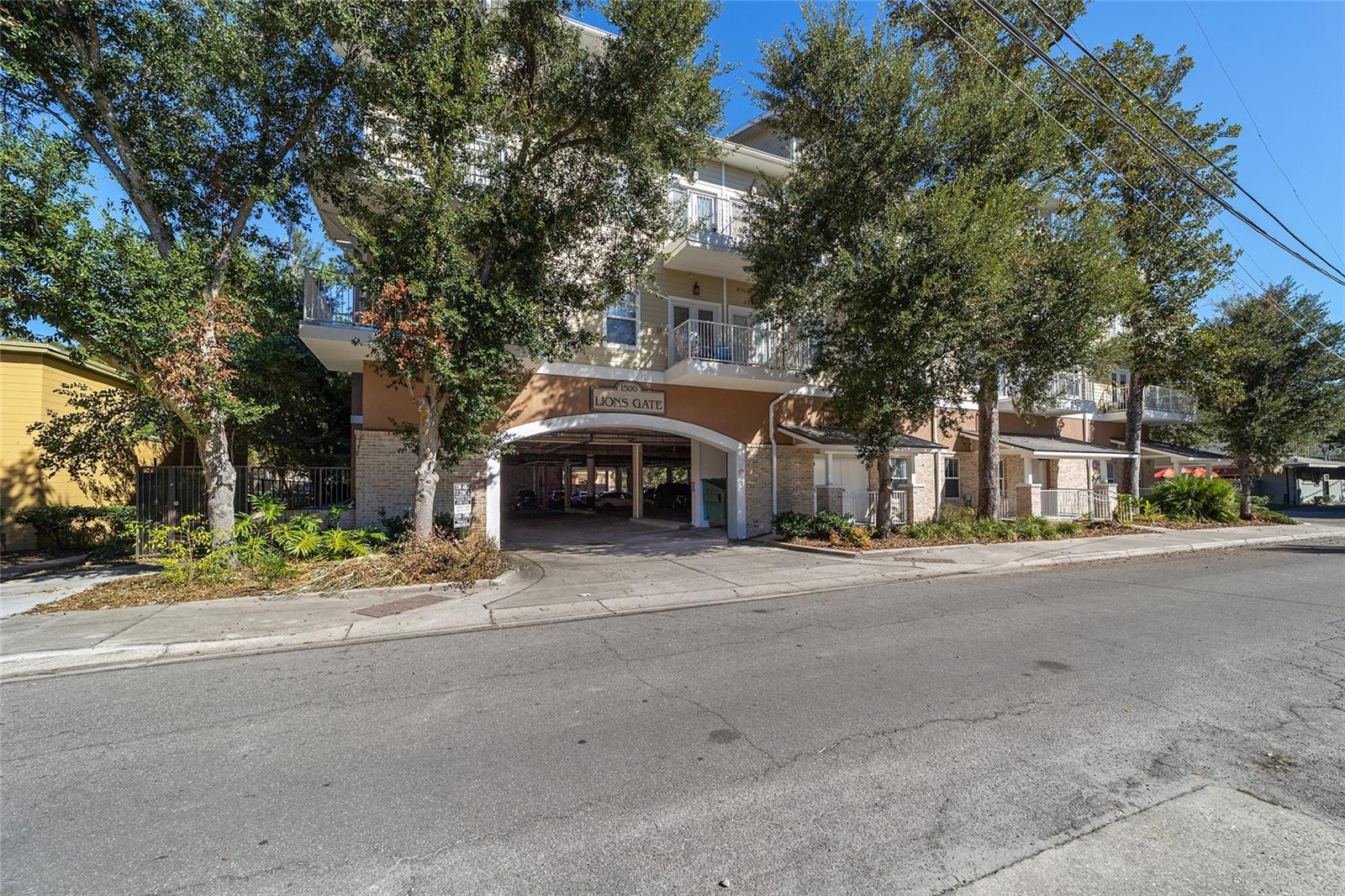 Image 27 of 32 For 1500 4th Avenue 310