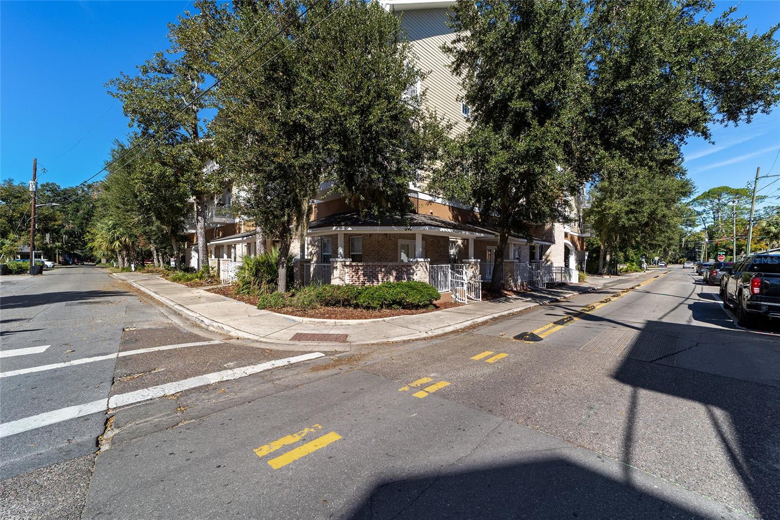 Image 3 of 32 For 1500 4th Avenue 310