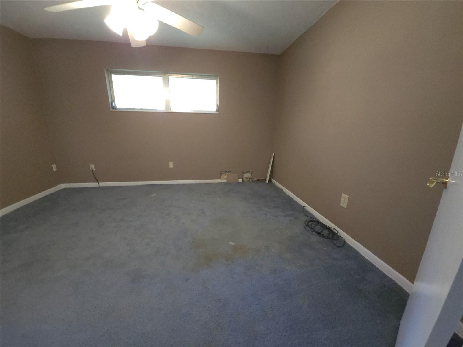 Image 19 of 70 For 6706 18 Avenue