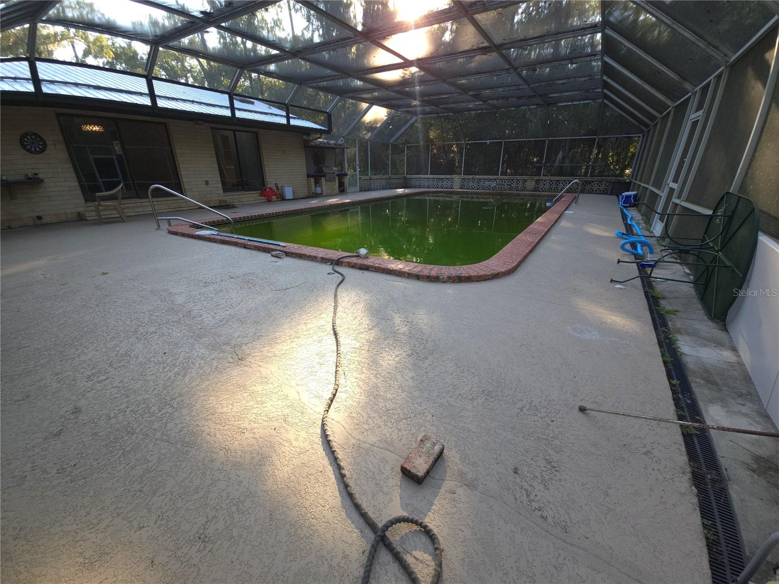 Image 29 of 70 For 6706 18 Avenue