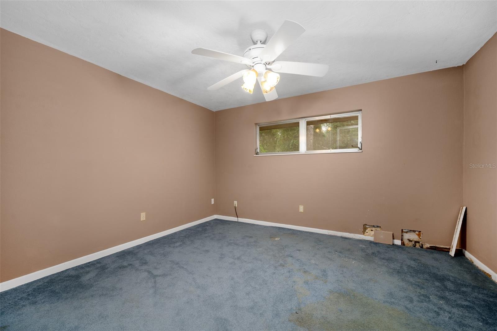 Image 43 of 70 For 6706 18 Avenue