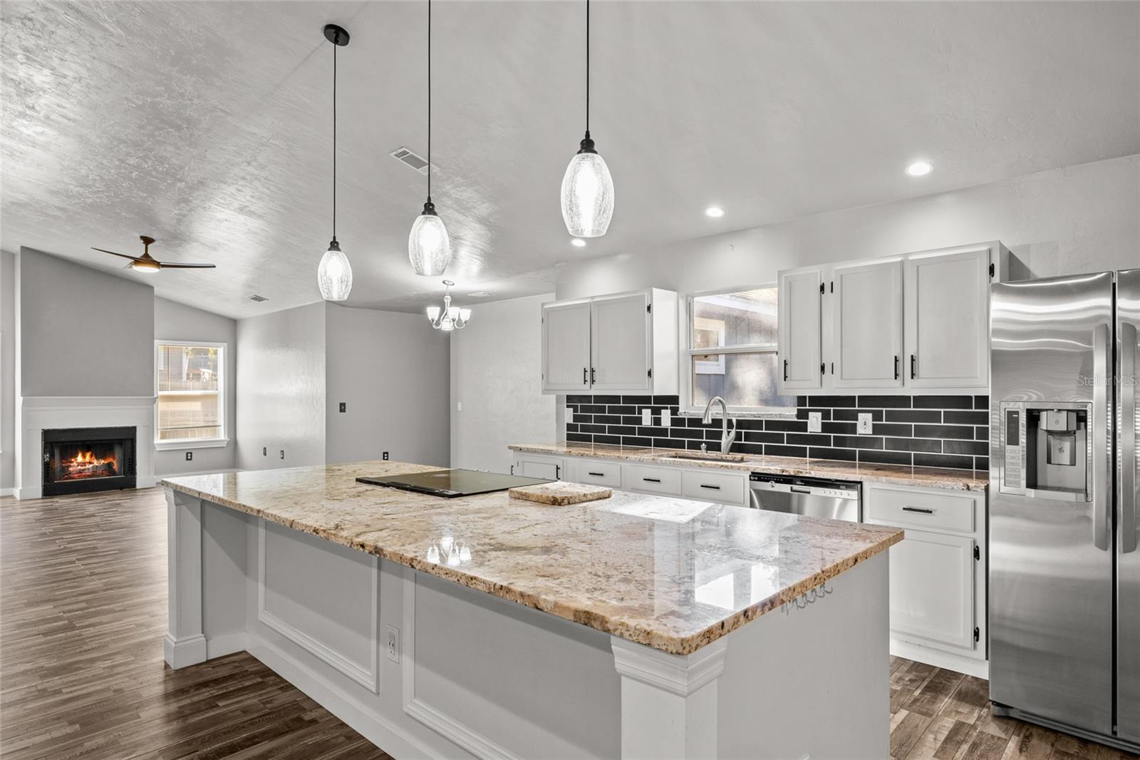 Image 7 of 37 For 8045 63rd Lane