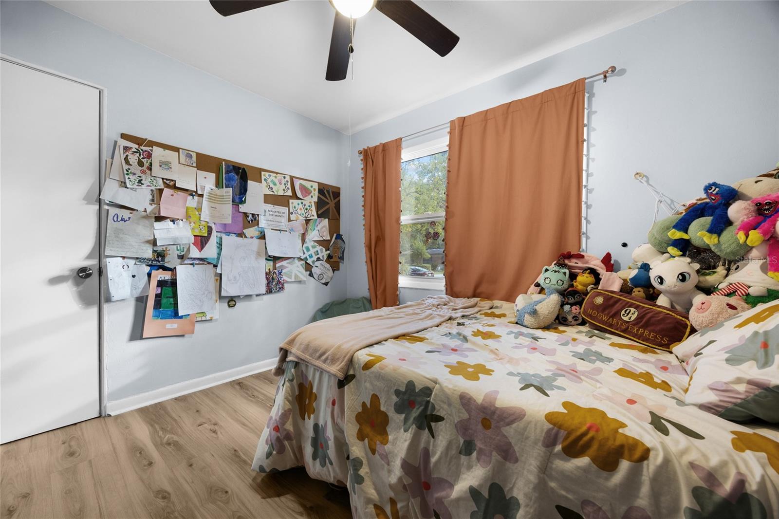 Image 16 of 21 For 2418 12th Street