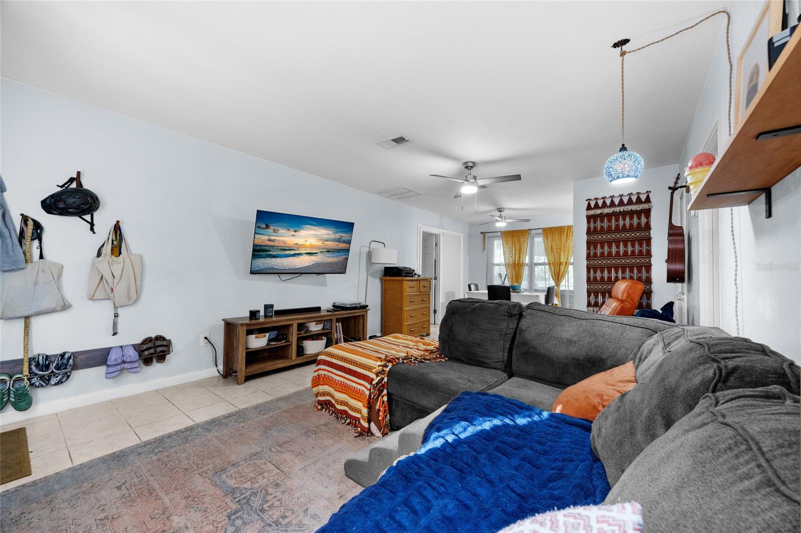 Image 2 of 21 For 2418 12th Street