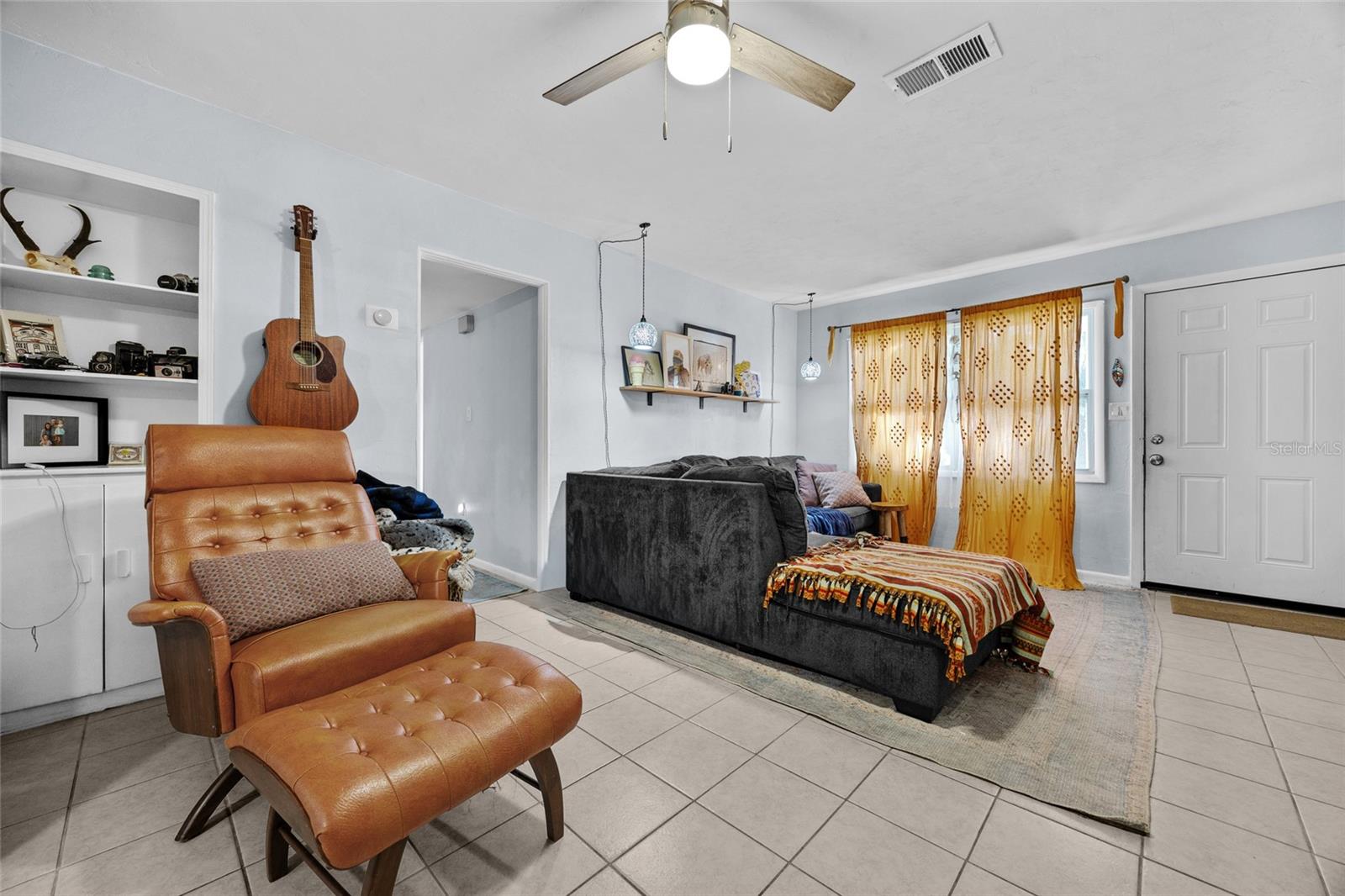 Image 4 of 21 For 2418 12th Street