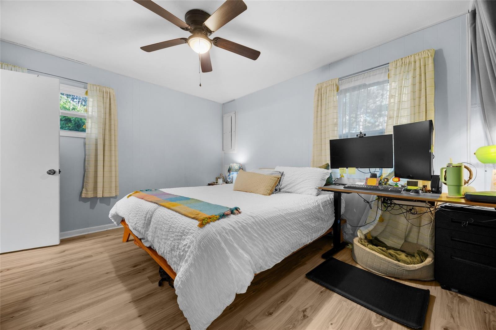 Image 9 of 21 For 2418 12th Street