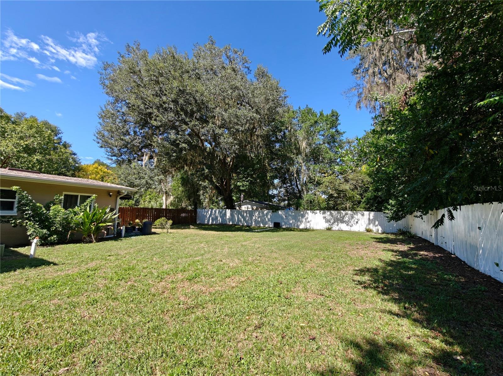 Image 17 of 19 For 2305 Nw 48th Terrace W