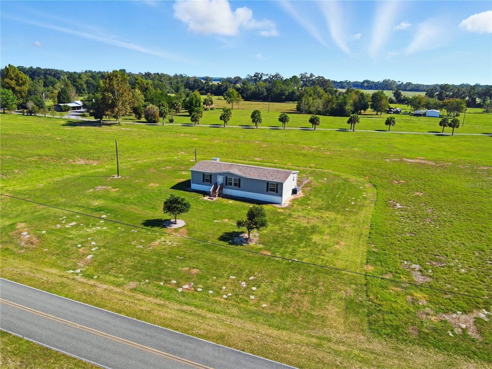 Image 7 of 41 For 9870 62nd Court