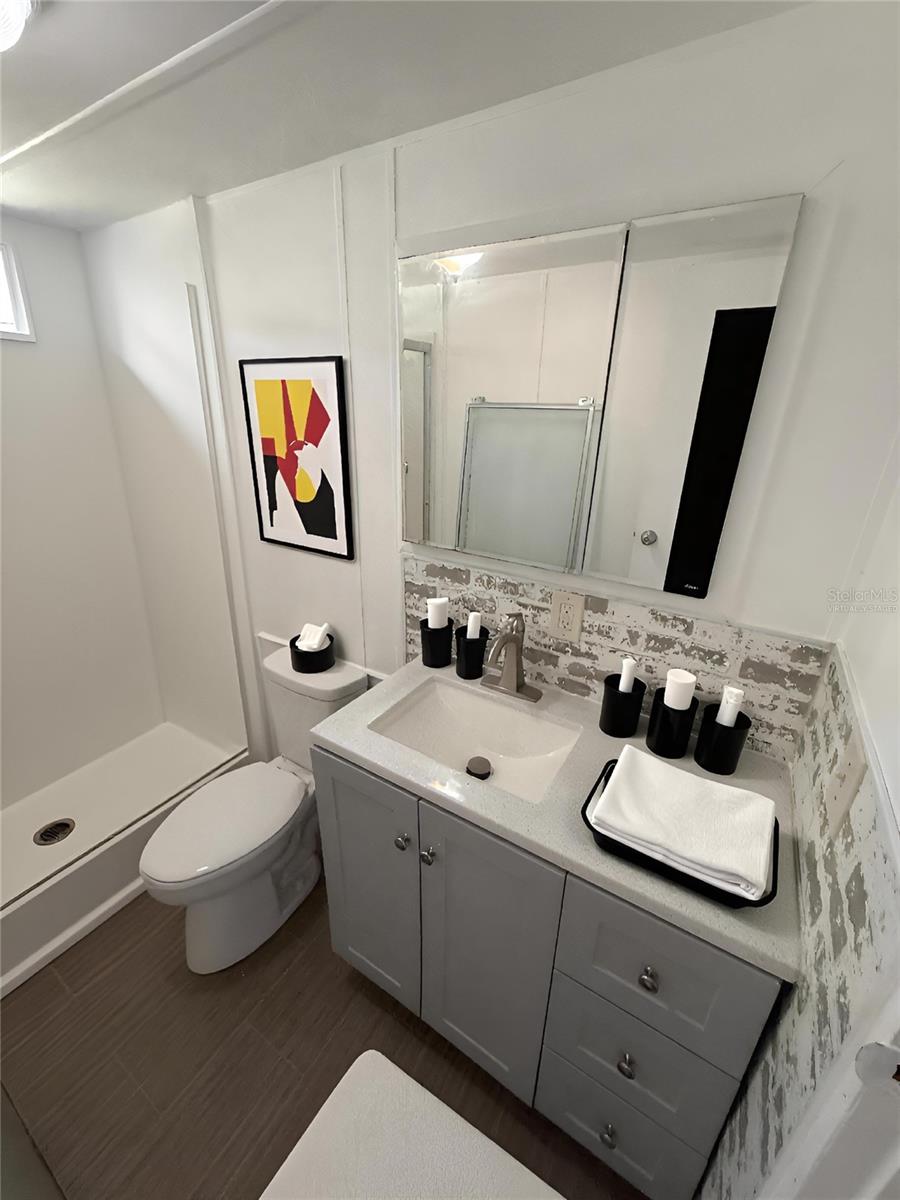 Image 7 of 18 For 2414 121st Avenue