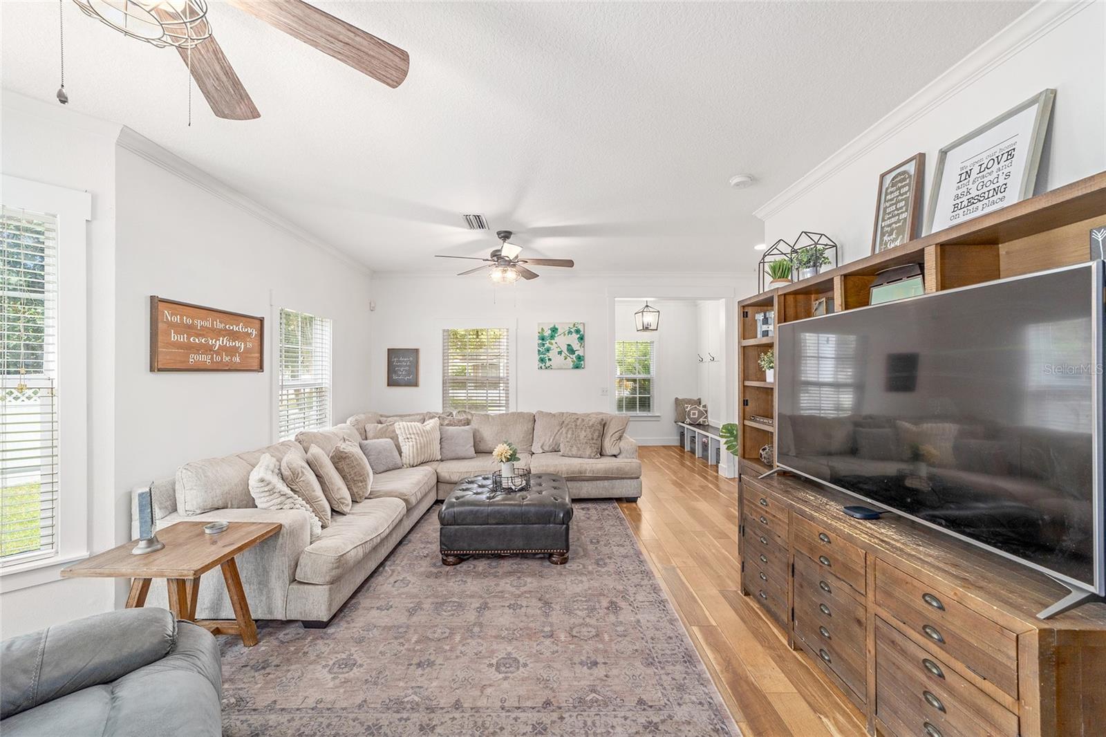 Image 10 of 81 For 12837 1st Place