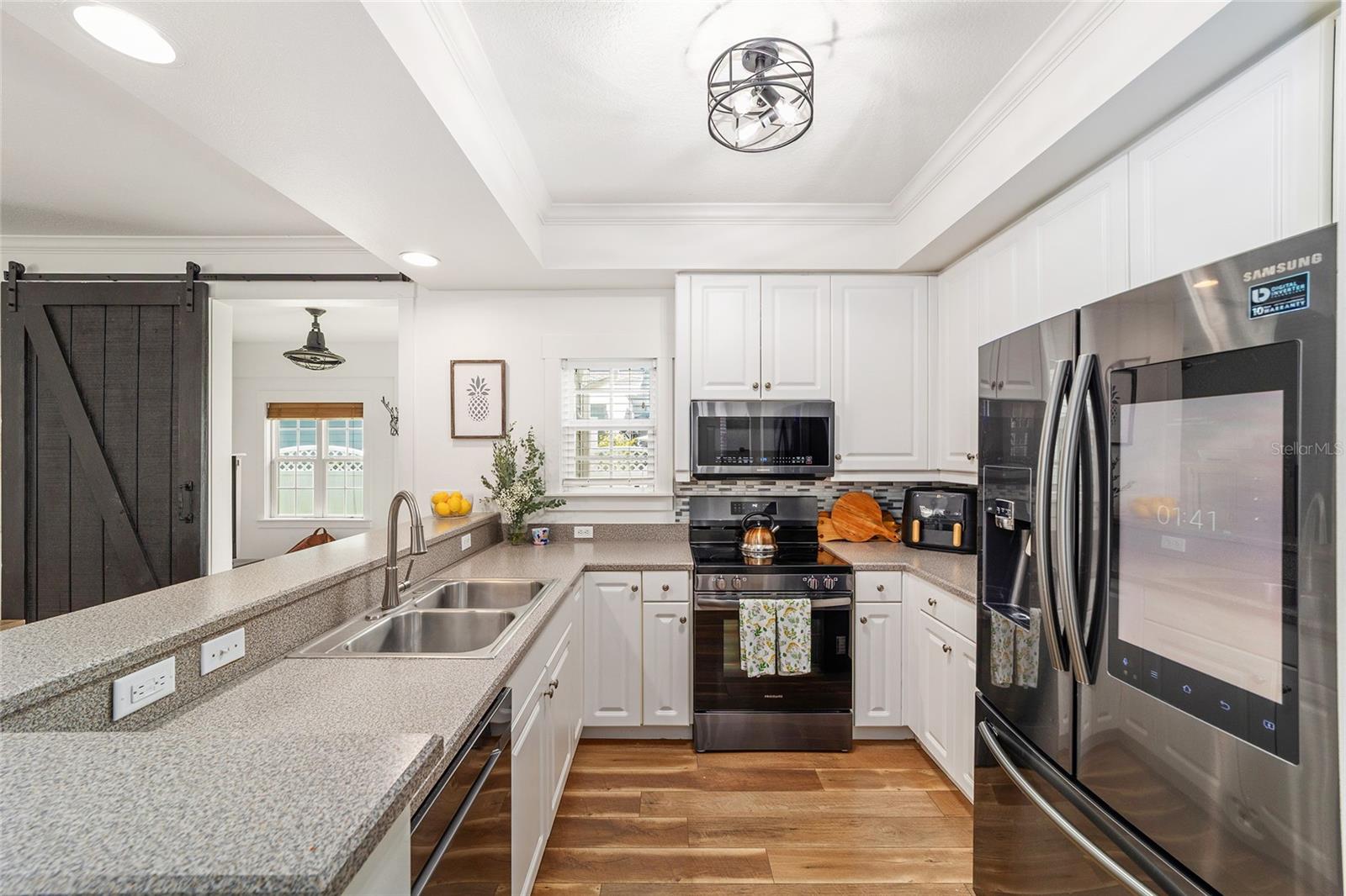 Image 15 of 81 For 12837 1st Place