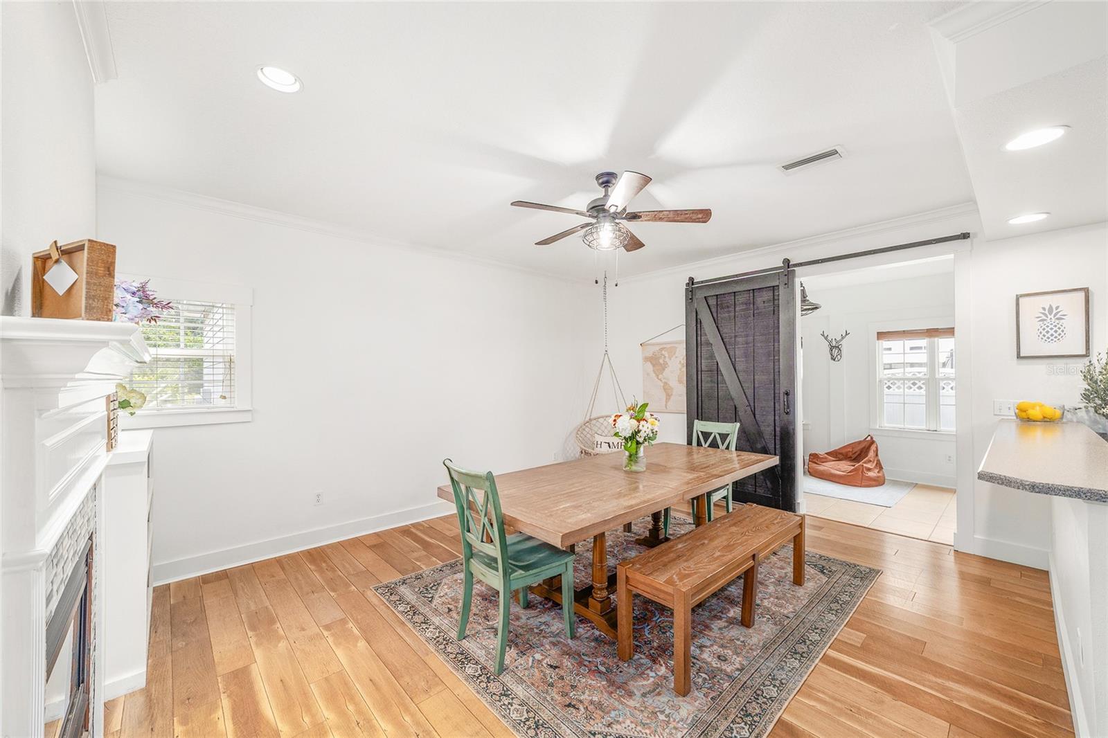 Image 20 of 81 For 12837 1st Place