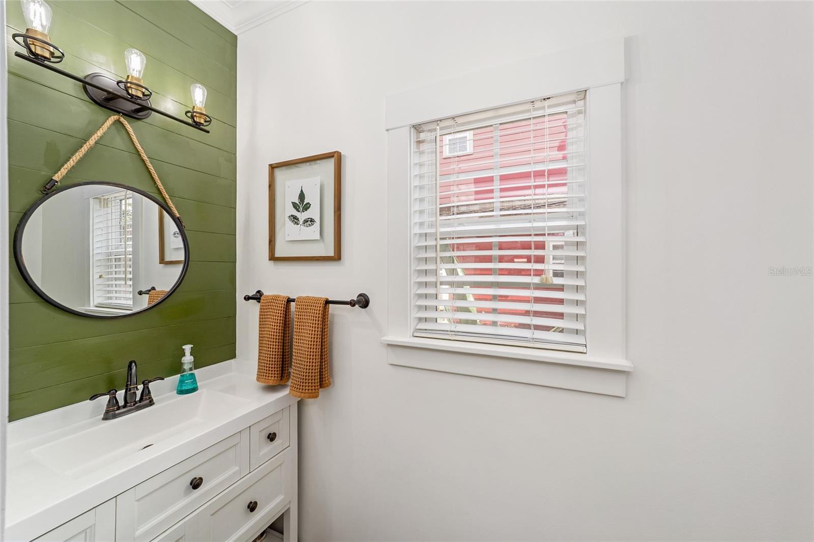 Image 27 of 81 For 12837 1st Place